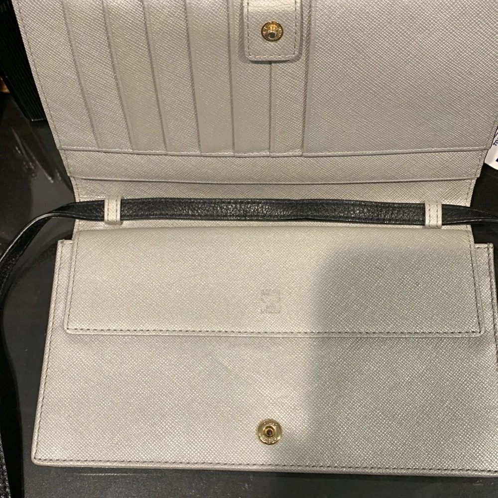 MCM Crossbody Wallet - Picture 6 of 9